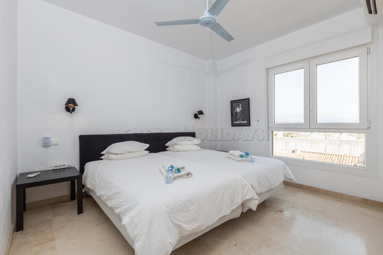 Los Reales 8C Estepona Ngoại thất bức ảnh